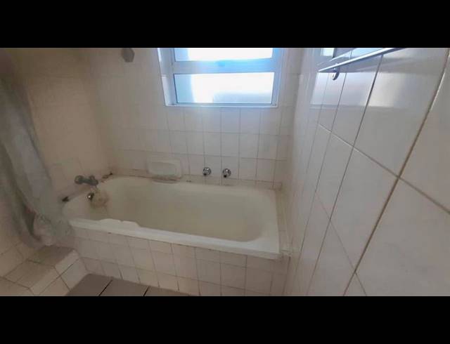 1 BEDROOM PROPERTY TO RENT IN GLENHAZEL